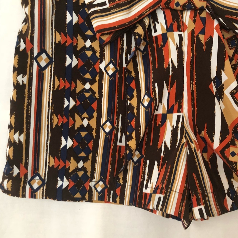 Love Culture | Tribal Print | Bow Front Shorts - Picture 3 of 8